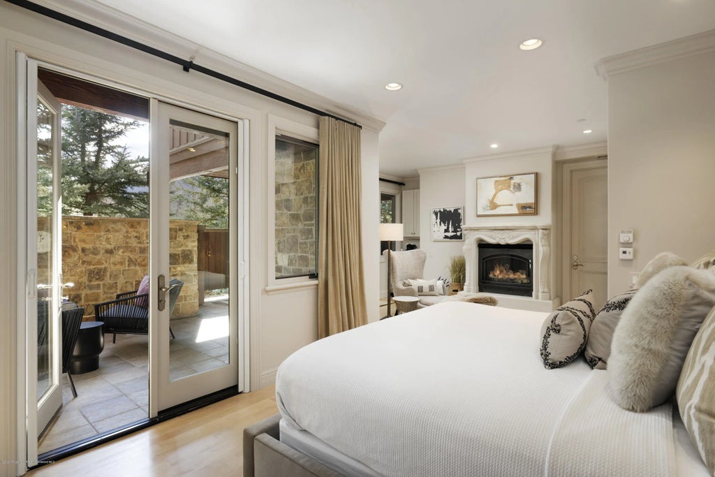 10 of 32 - 42701 Highway 82 Unit #a, Aspen, CO