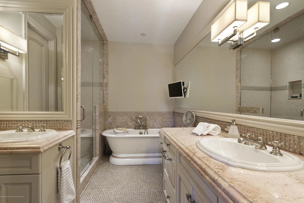 12 of 32 - 42701 Highway 82 Unit #a, Aspen, CO