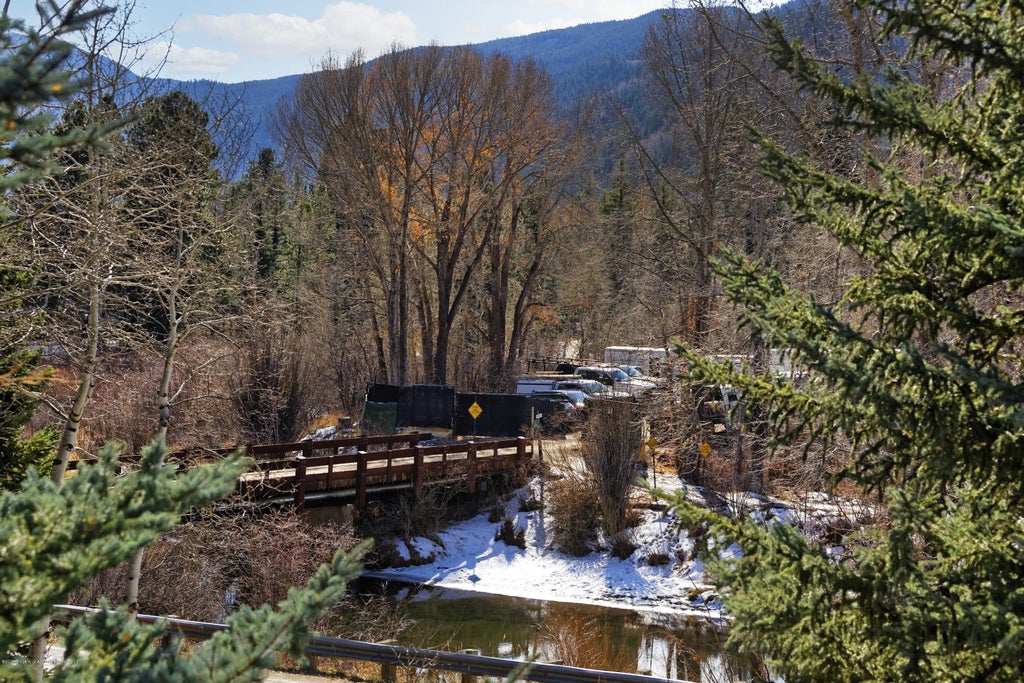 15 of 32 - 42701 Highway 82 Unit #a, Aspen, CO