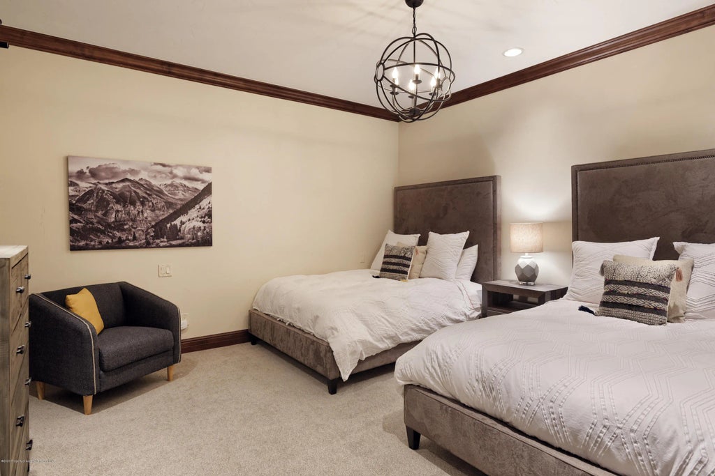 24 of 32 - 42701 Highway 82 Unit #a, Aspen, CO