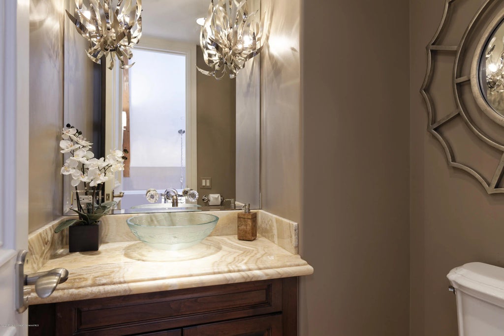 27 of 32 - 42701 Highway 82 Unit #a, Aspen, CO