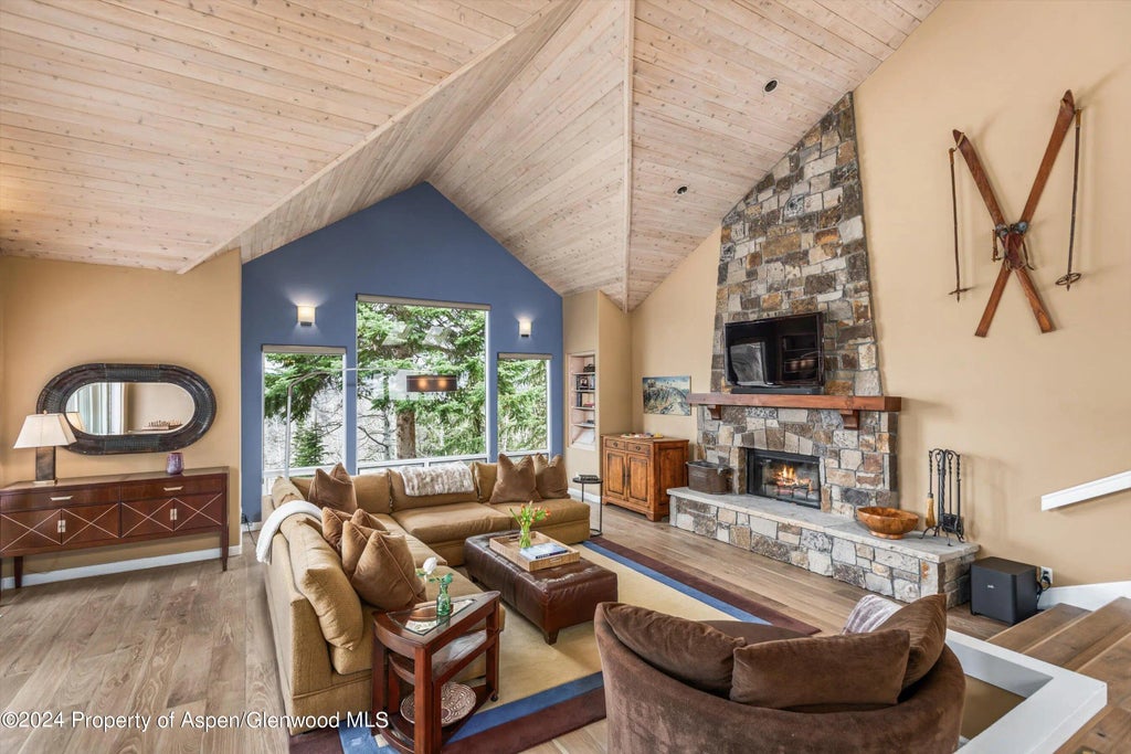 3 of 33 - 18 Edgewood Lane, Snowmass Village, CO