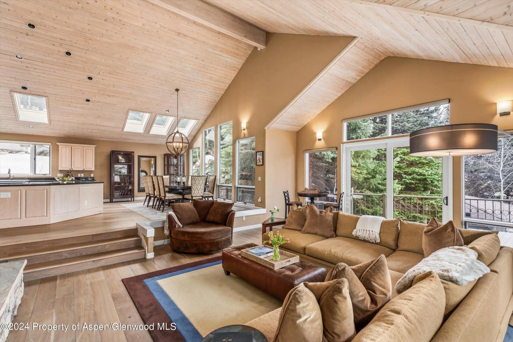 5 of 33 - 18 Edgewood Lane, Snowmass Village, CO