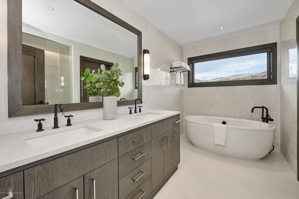 14 of 27 - 65 Wood Road 433, Snowmass Village, CO