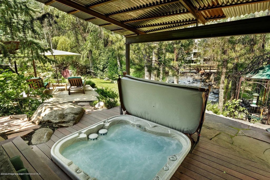 23 of 30 - 111 Neale Avenue, Aspen, CO