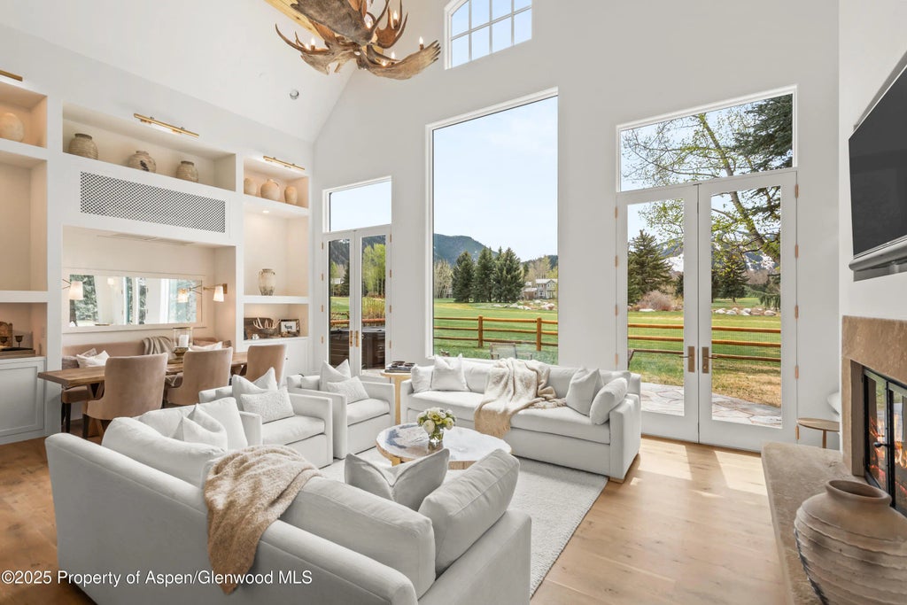 13 of 42 - 1495 Homestake Drive 2, Aspen, CO