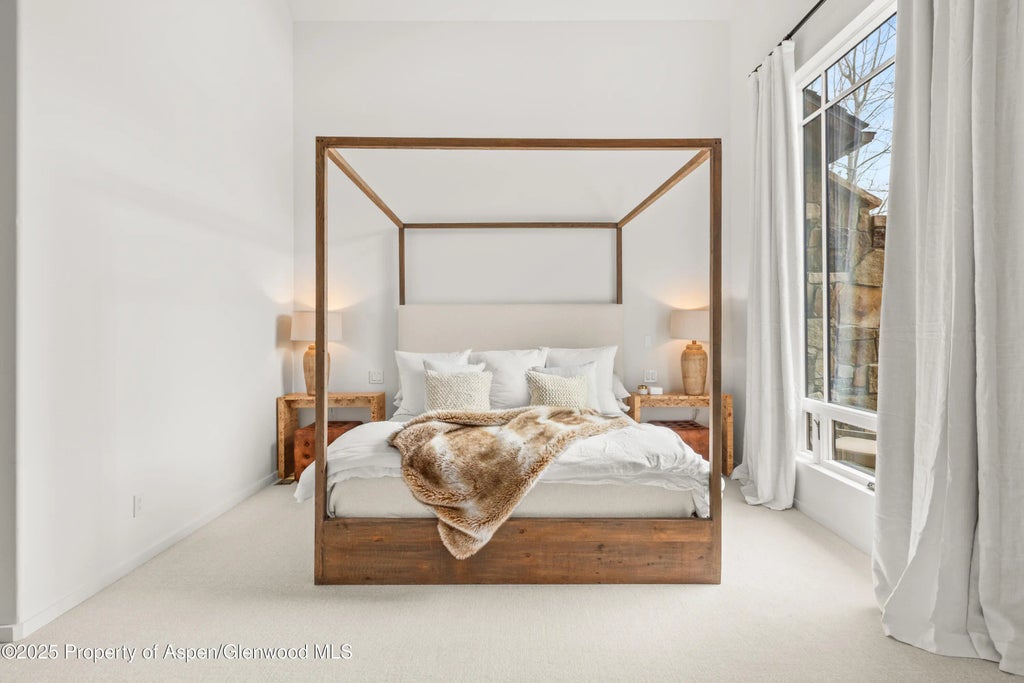 27 of 42 - 1495 Homestake Drive 2, Aspen, CO