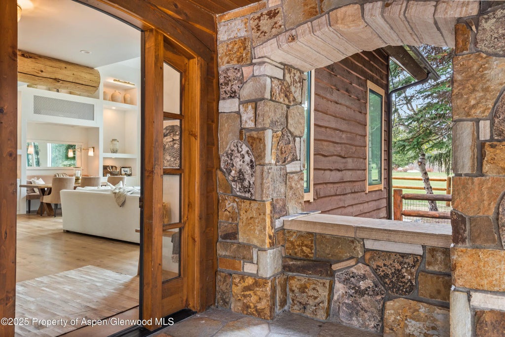 5 of 42 - 1495 Homestake Drive 2, Aspen, CO