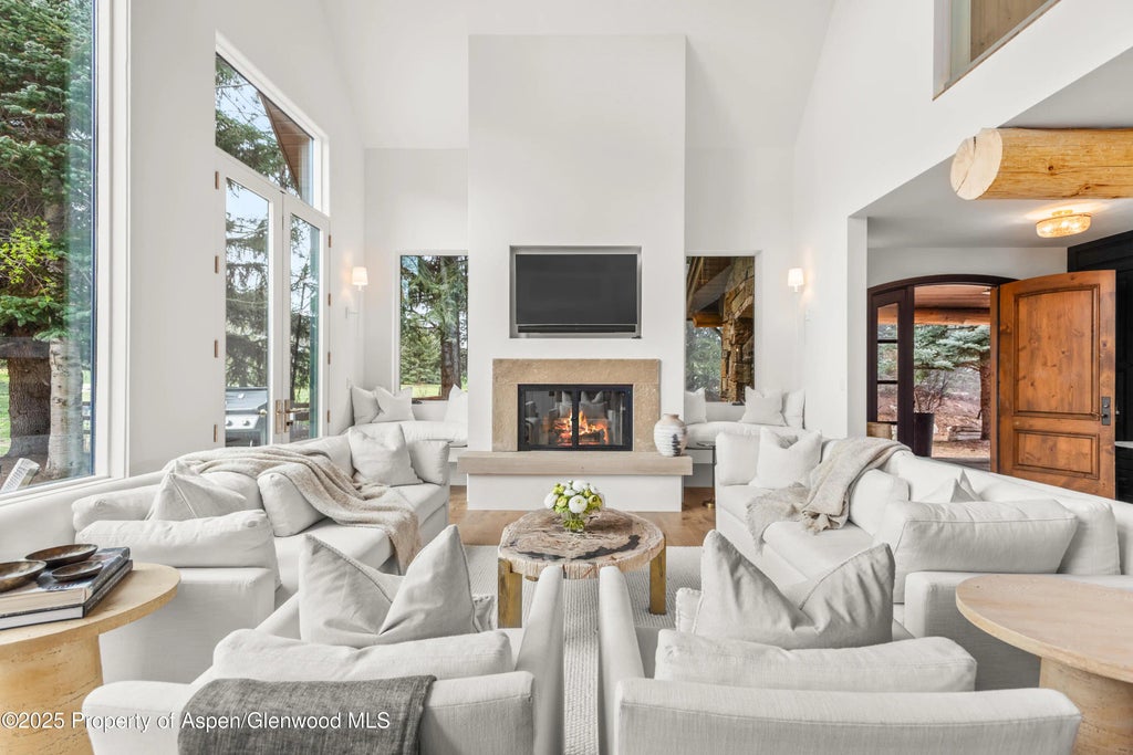 8 of 42 - 1495 Homestake Drive 2, Aspen, CO