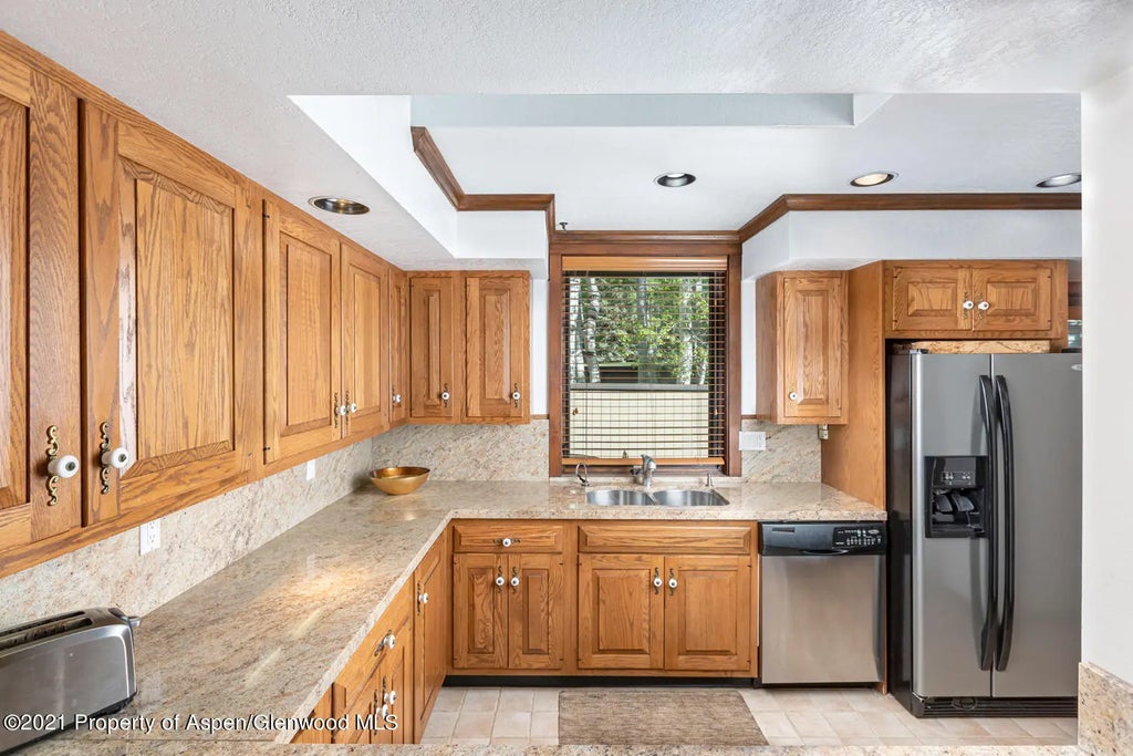 5 of 20 - 1441 Crystal Lake Road 2, Aspen, CO