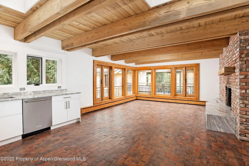 3 of 11 - 525 S Original Street Unit E, Aspen, CO