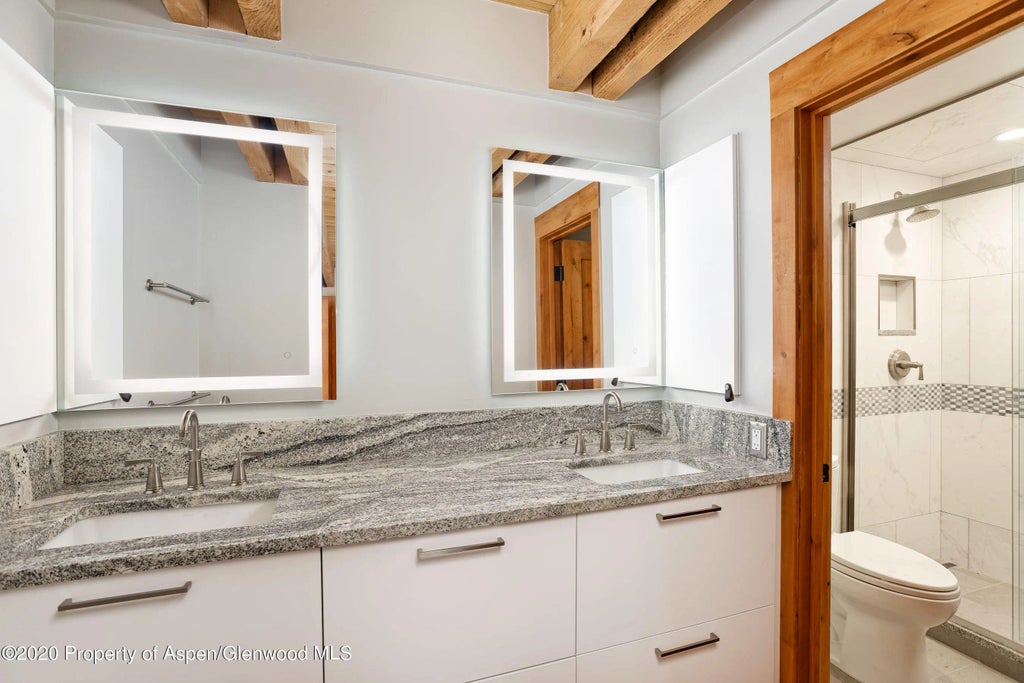 6 of 11 - 525 S Original Street Unit E, Aspen, CO