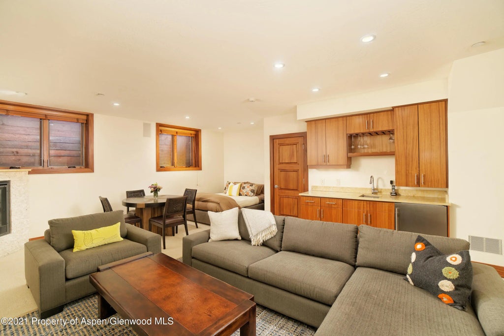 18 of 21 - 712 S Galena Street, A, Aspen, CO