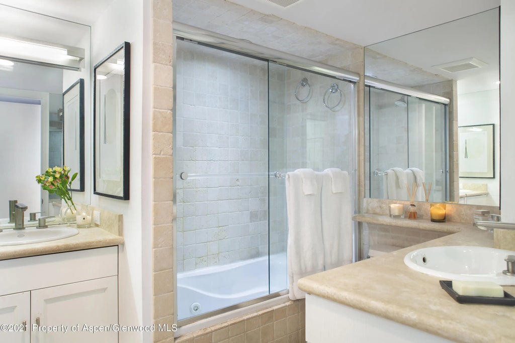 7 of 14 - 1001 E Cooper Avenue #4, Aspen, CO