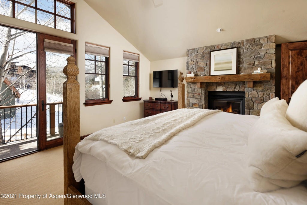 11 of 36 - 55 Timbers Club Court J1, Snowmass Village, CO