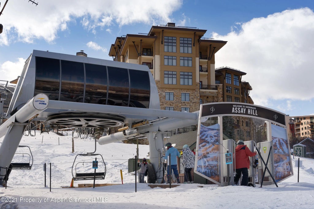 31 of 36 - 55 Timbers Club Court J1, Snowmass Village, CO