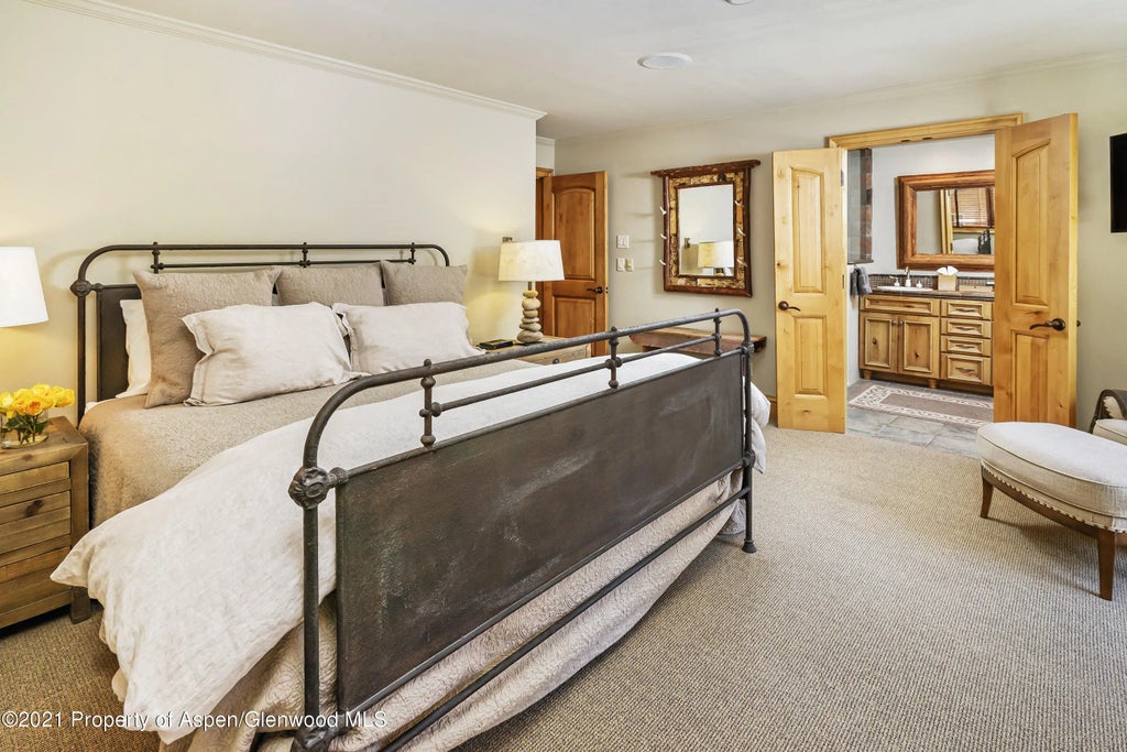 11 of 26 - 715 E Hopkins Avenue, Aspen, CO