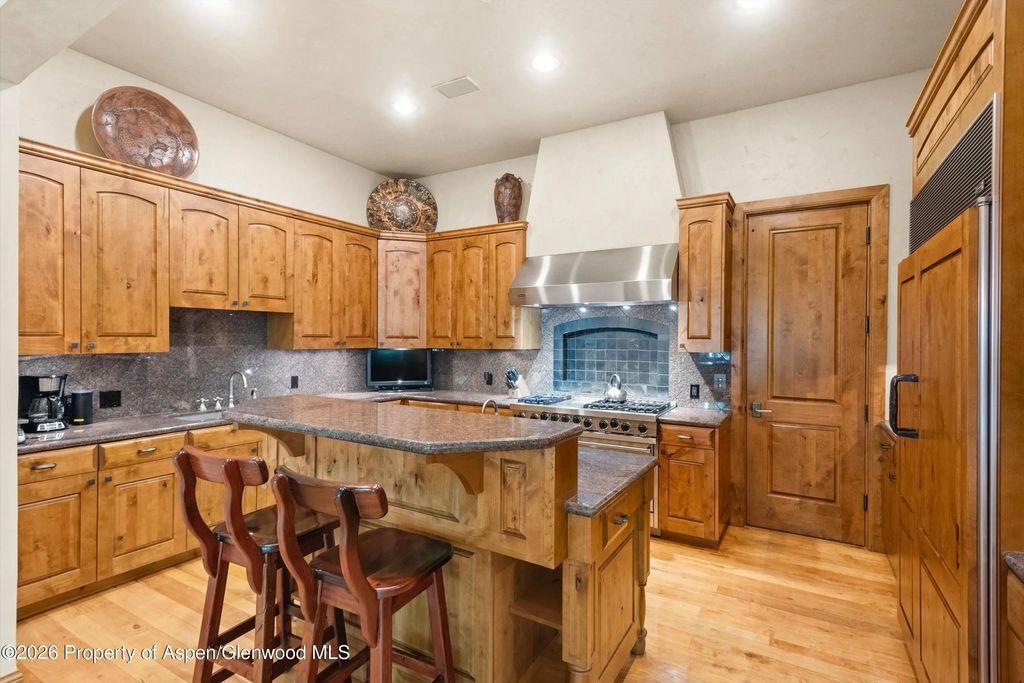13 of 49 - 64 Prospector Road Unit 7, Aspen, CO