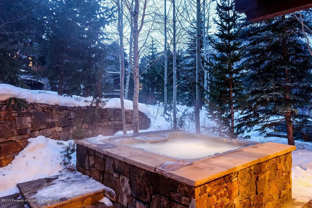 15 of 23 - 64 Prospector Road Unit 7, Aspen, CO
