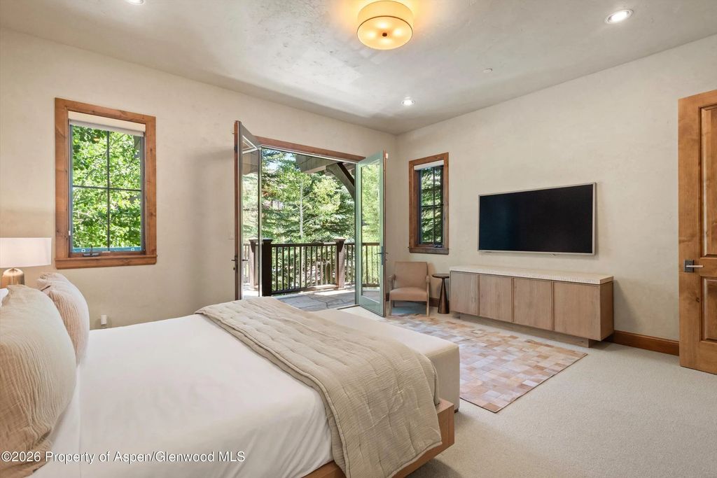 26 of 49 - 64 Prospector Road Unit 7, Aspen, CO