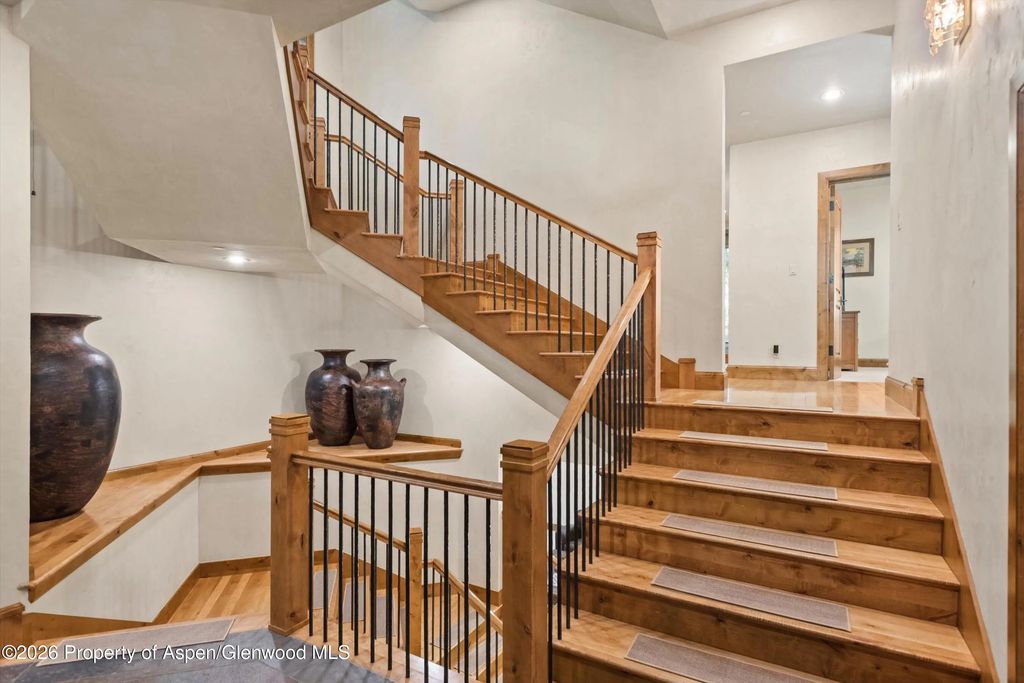 32 of 49 - 64 Prospector Road Unit 7, Aspen, CO
