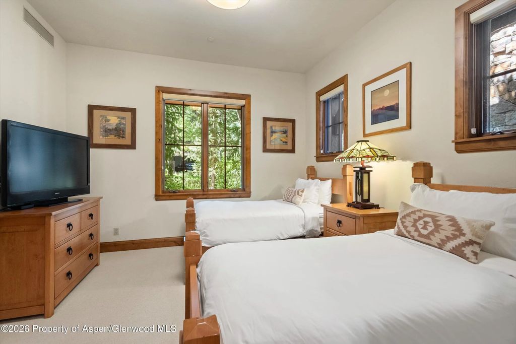 33 of 49 - 64 Prospector Road Unit 7, Aspen, CO