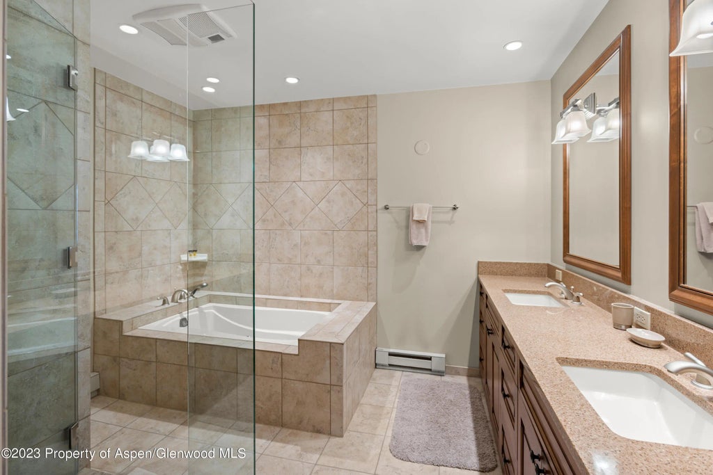 8 of 23 - 800 Ridge Road #13, Snowmass Village, CO