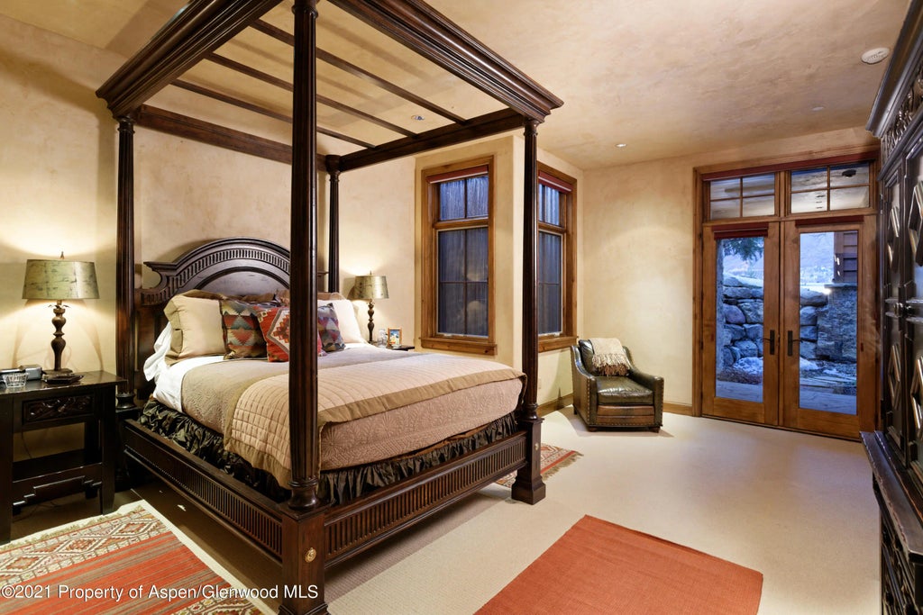 15 of 30 - 938 S Mill Street, Aspen, CO