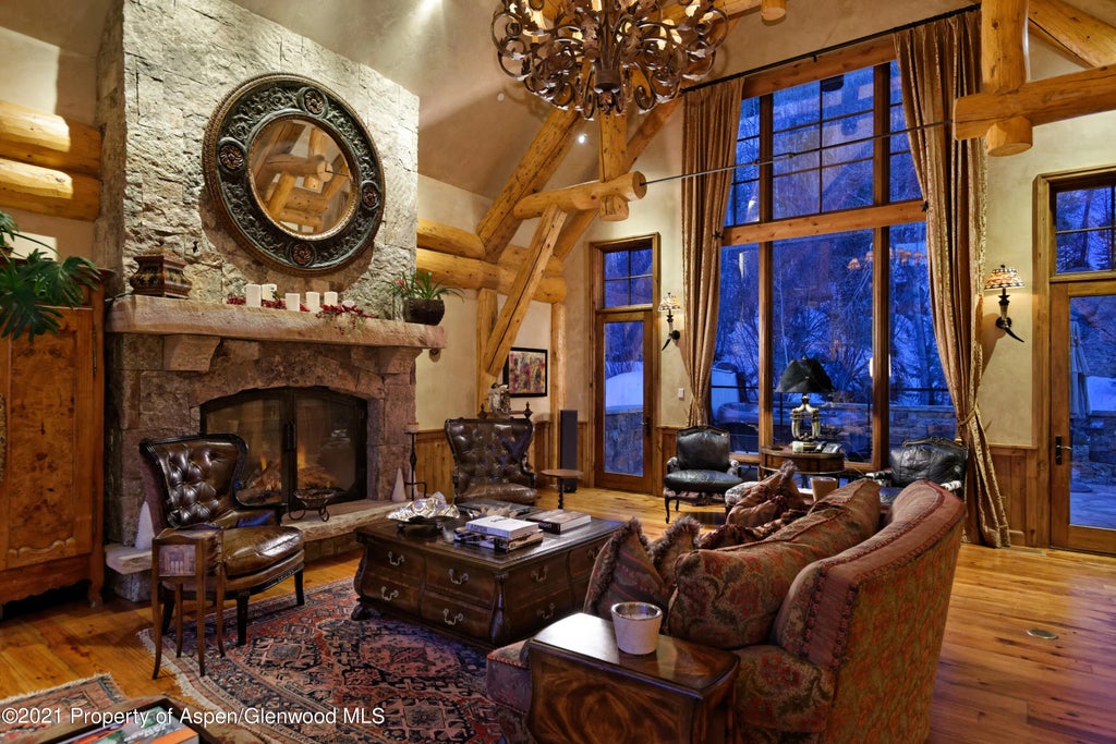 8 of 30 - 938 S Mill Street, Aspen, CO