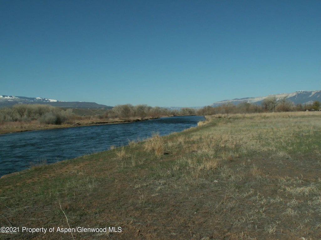 2 of 8 - 1421 River Frontage Road, Silt, CO