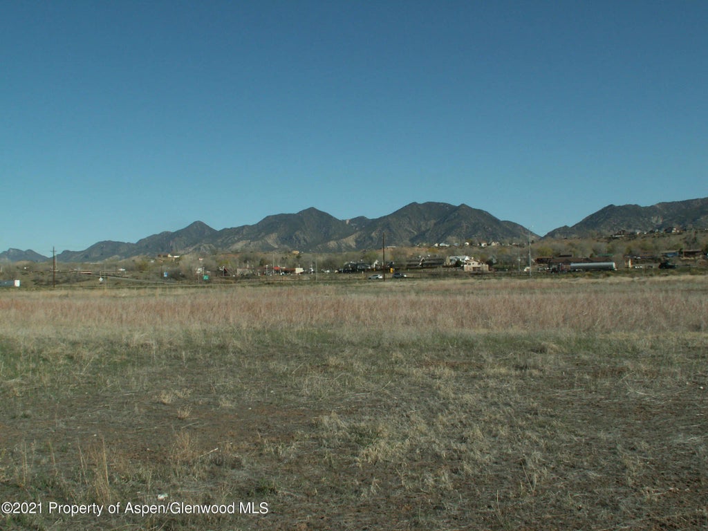 7 of 8 - 1421 River Frontage Road, Silt, CO