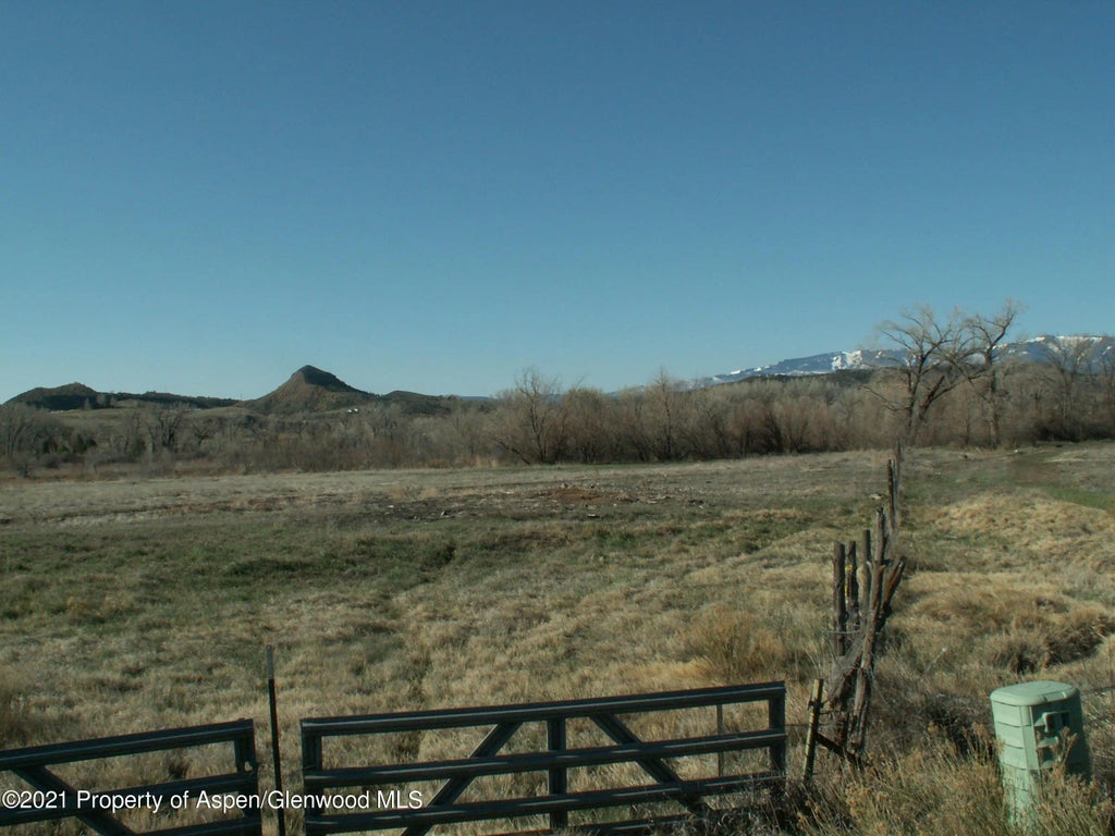 8 of 8 - 1421 River Frontage Road, Silt, CO