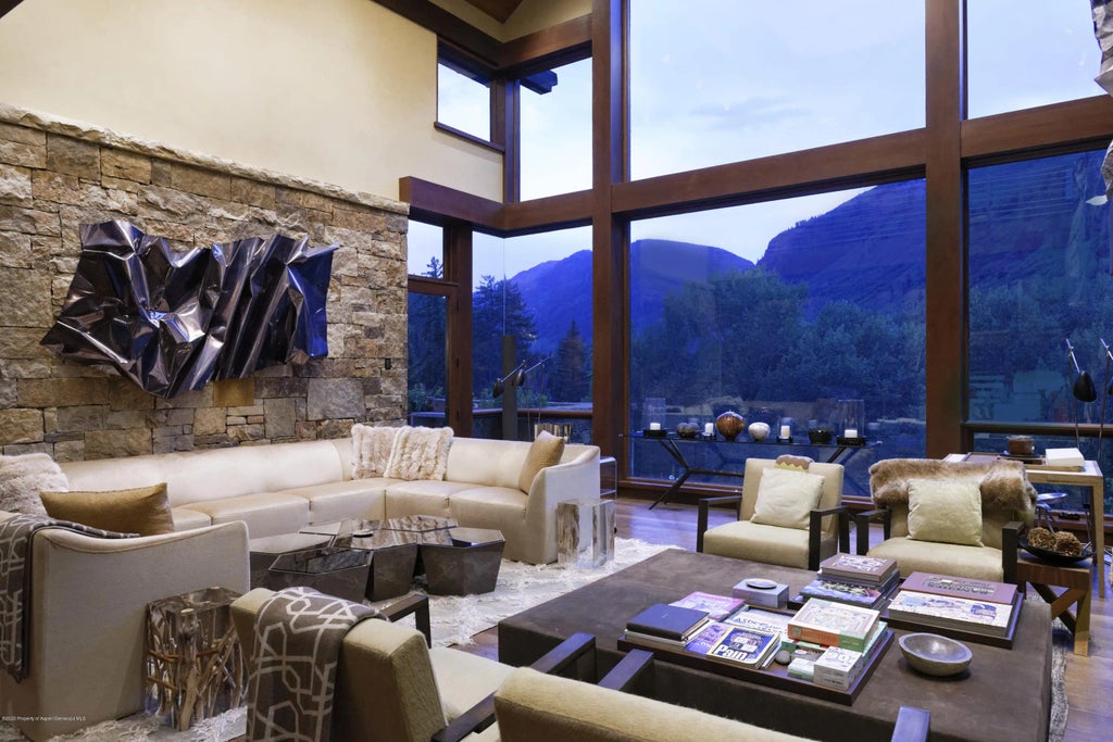 21 of 68 - 105 Exhibition Lane, Aspen, CO