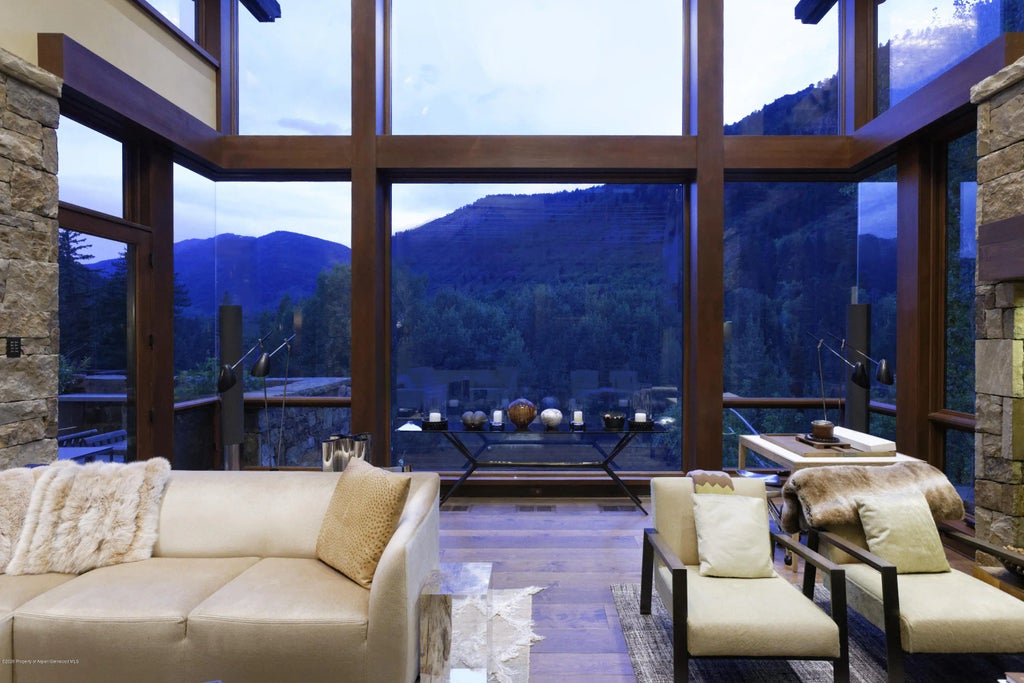 22 of 68 - 105 Exhibition Lane, Aspen, CO