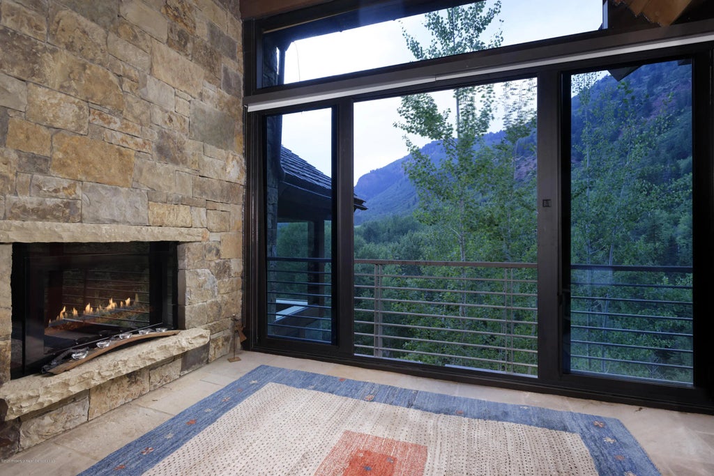 31 of 68 - 105 Exhibition Lane, Aspen, CO