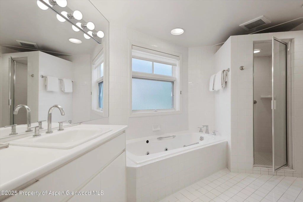 10 of 21 - 777 Ute Avenue #6, Aspen, CO