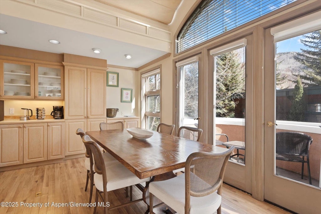 5 of 21 - 777 Ute Avenue #6, Aspen, CO