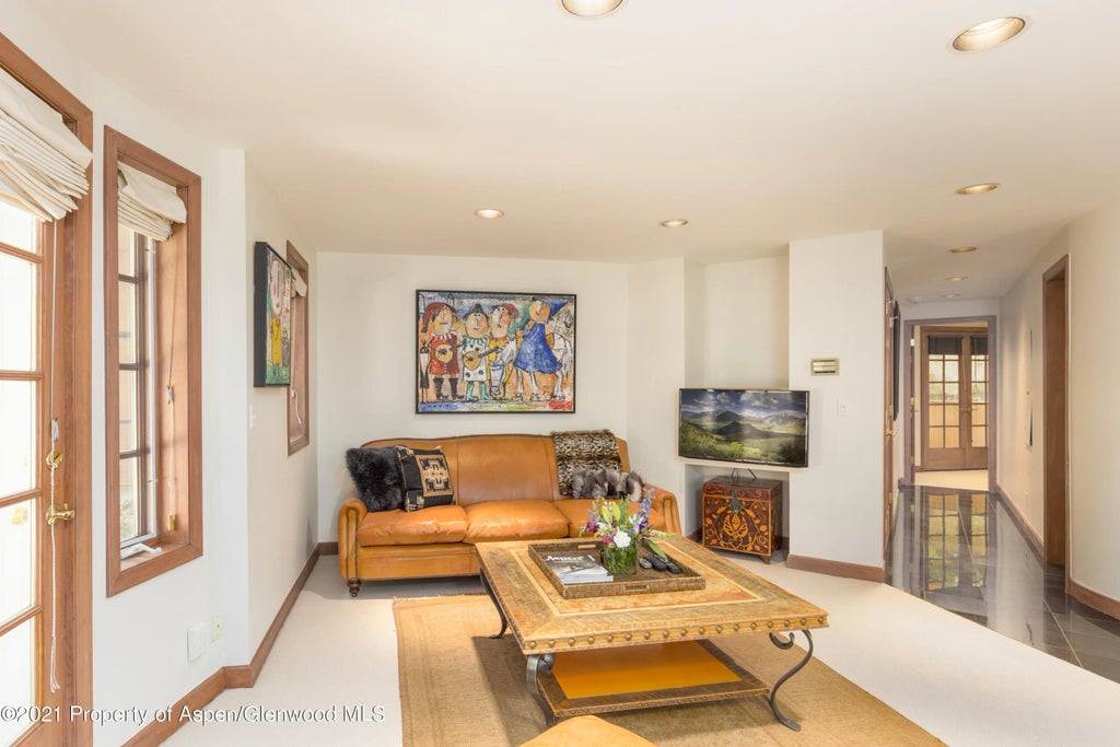 11 of 21 - 777 Ute Avenue #5, Aspen, CO