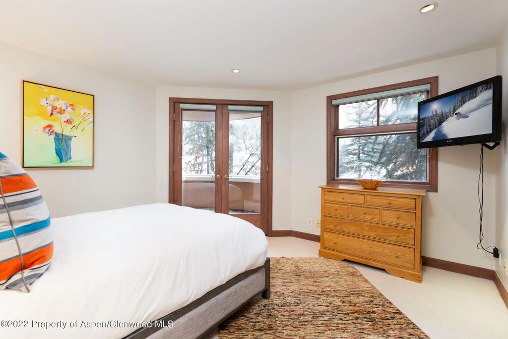 19 of 21 - 777 Ute Avenue #5, Aspen, CO