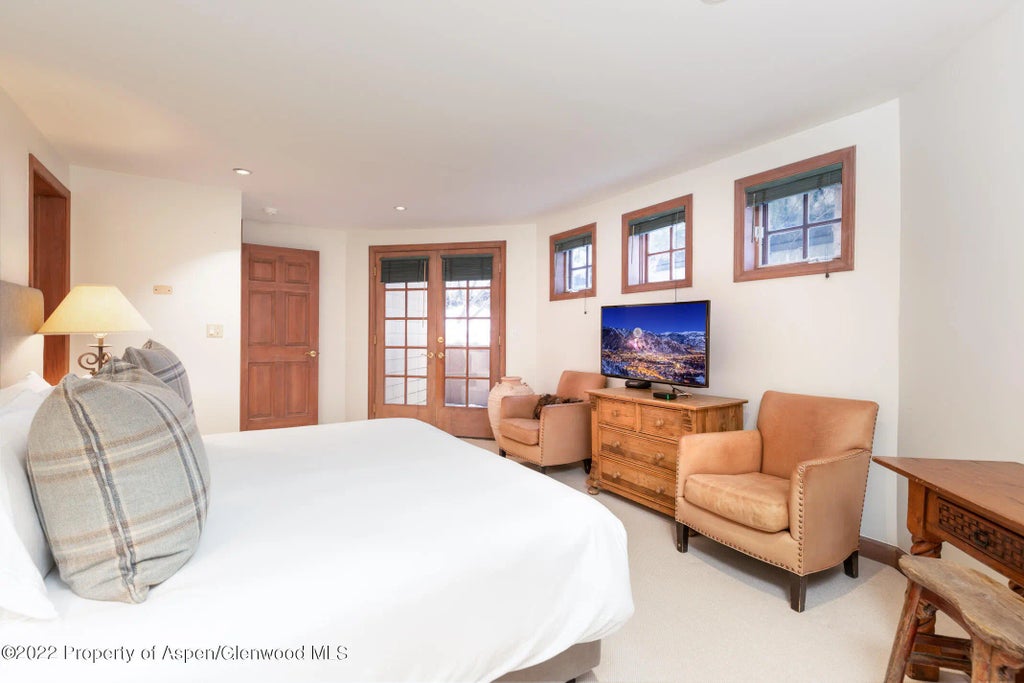 20 of 21 - 777 Ute Avenue #5, Aspen, CO