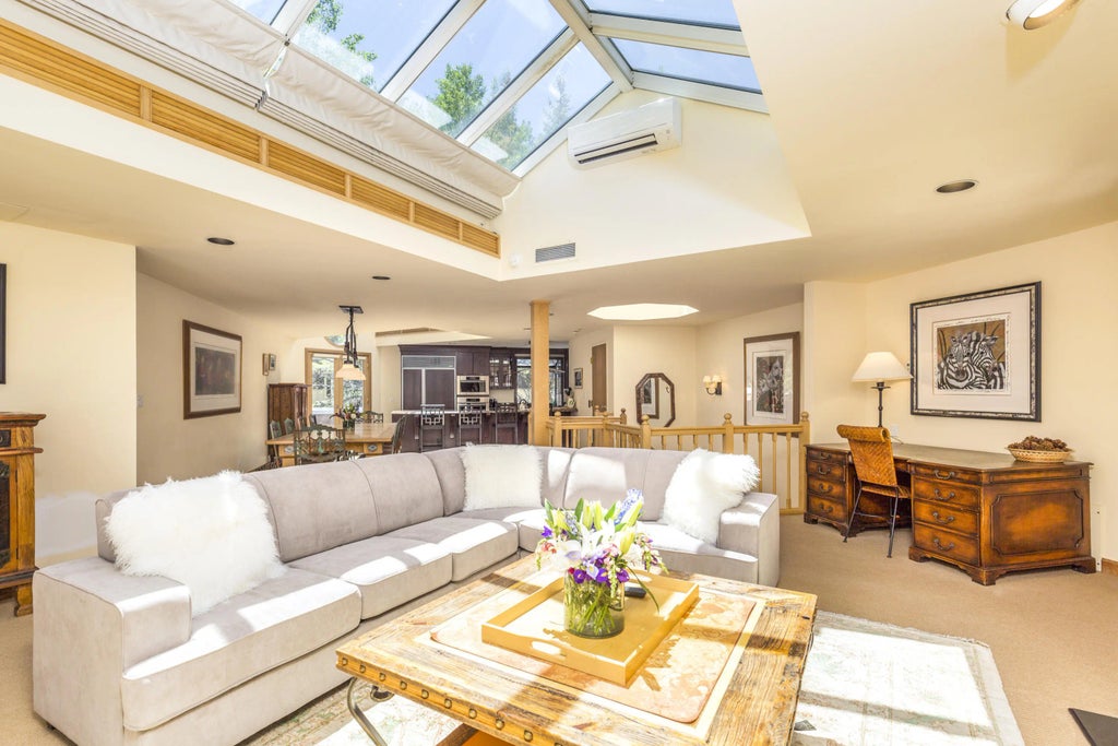 1 of 17 - 777 Ute Avenue #4, Aspen, CO