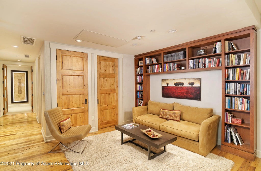 13 of 21 - 101 N Spring Street 102, Aspen, CO