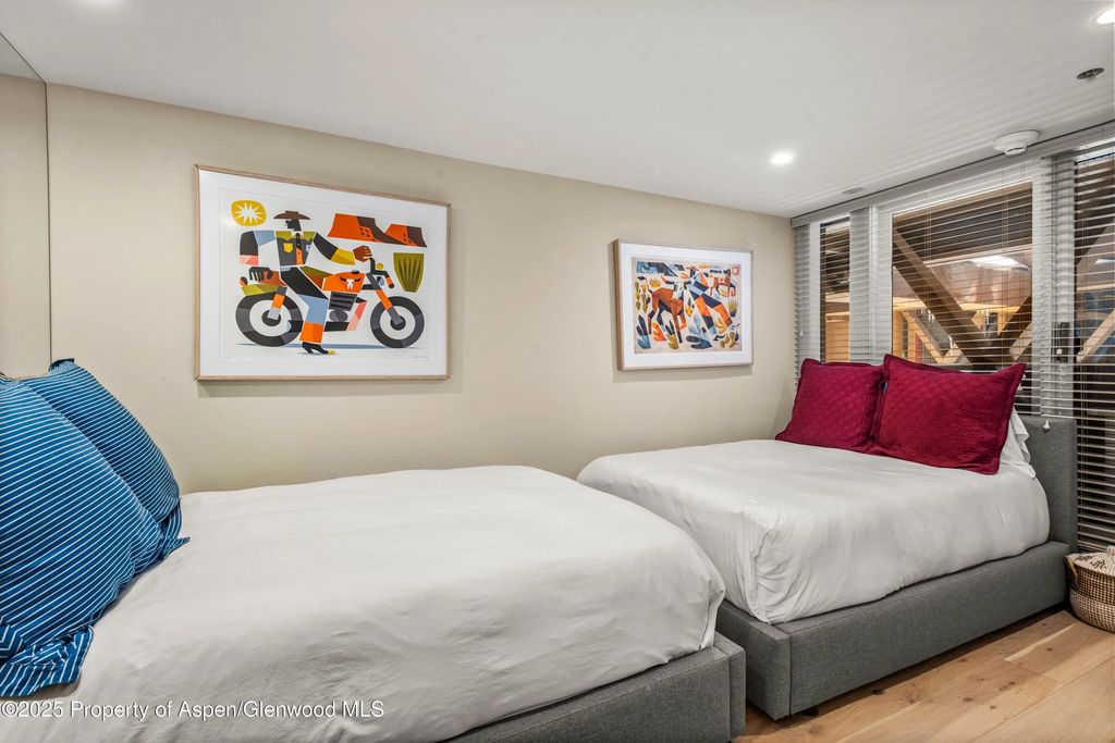 12 of 17 - 900 E Durant Avenue B-105, Aspen, CO