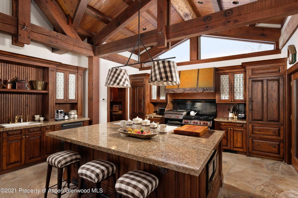 13 of 43 - 411 Willoughby Way, Aspen, CO