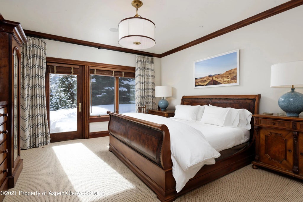 23 of 43 - 411 Willoughby Way, Aspen, CO