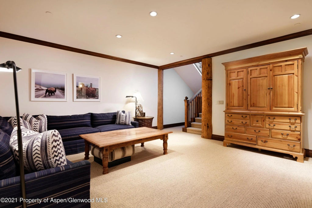 25 of 43 - 411 Willoughby Way, Aspen, CO