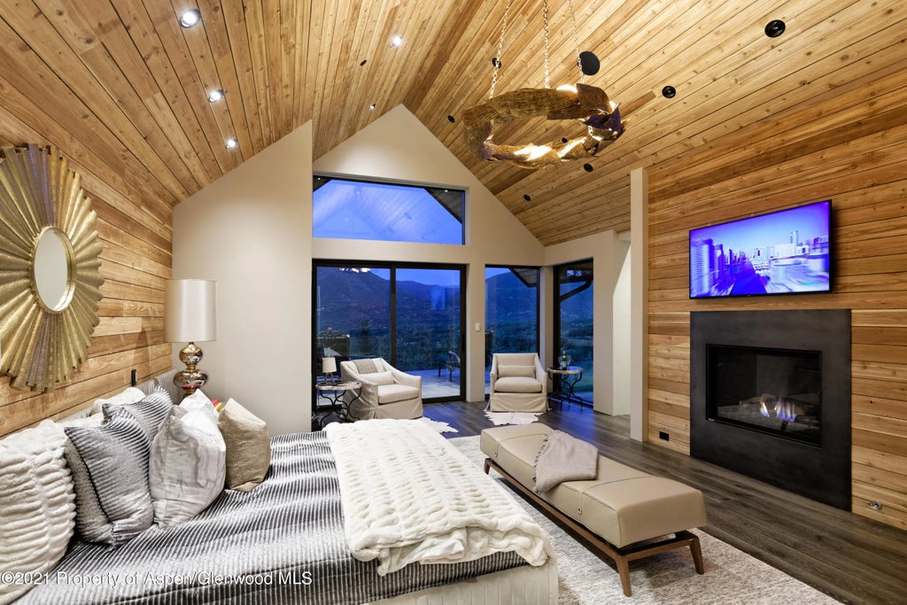 14 of 49 - 651 Pfister Drive, Aspen, CO