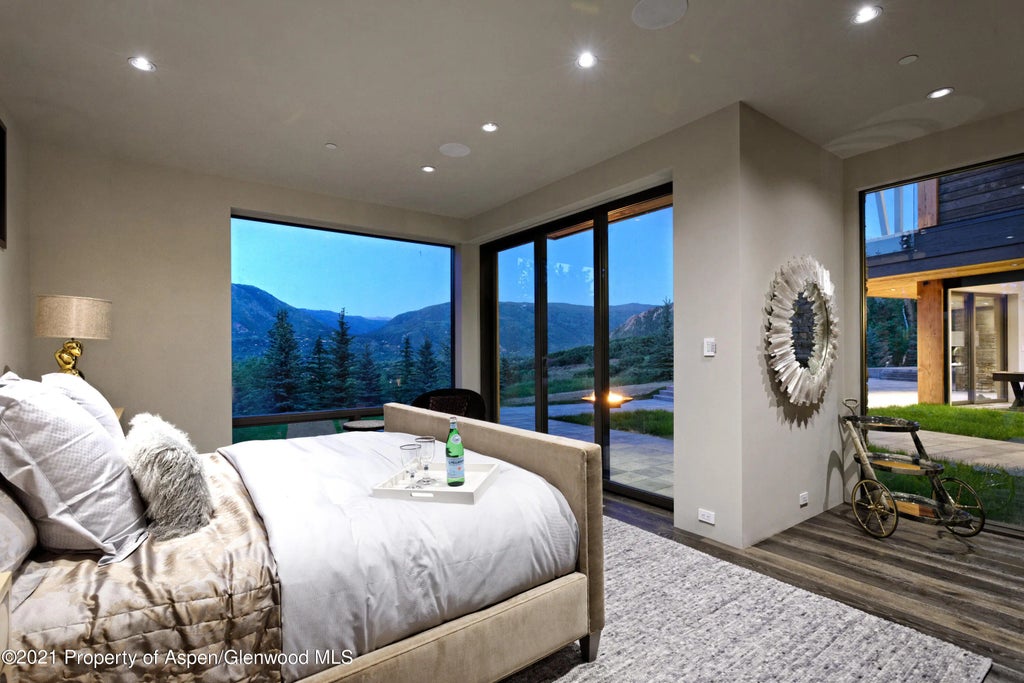 20 of 49 - 651 Pfister Drive, Aspen, CO