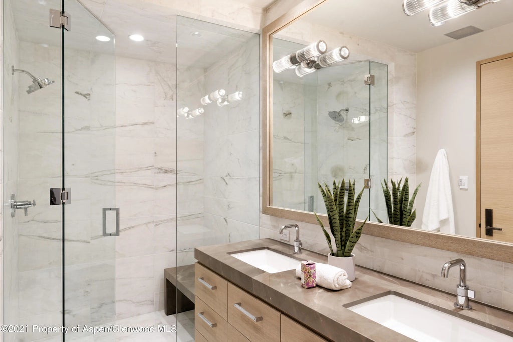22 of 49 - 651 Pfister Drive, Aspen, CO