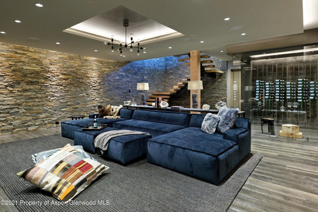 36 of 49 - 651 Pfister Drive, Aspen, CO